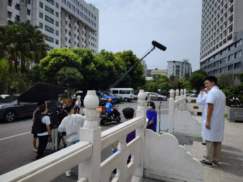 屏边广告片拍摄公司低成本实现高规格制作的诀窍
